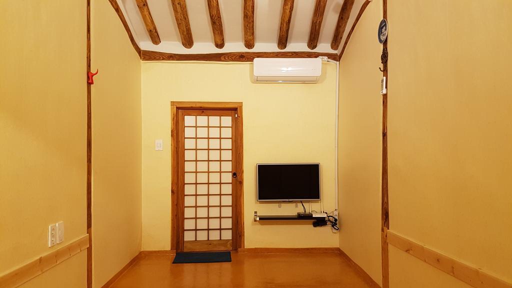 Ohnewwall Guesthouse Jeonju Eksteriør bilde