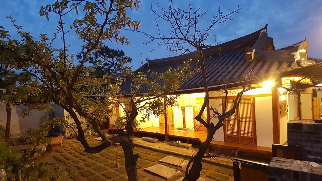 Ohnewwall Guesthouse Jeonju Eksteriør bilde